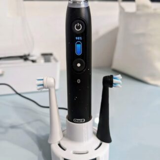Uchwyt/Stojak na szczoteczkę i końcówki ORAL B iO 10 - BIAŁY